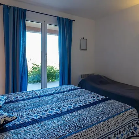 Dans L'arriere Pays Rez De Chaussé De Frais Compris Casa vacanze *