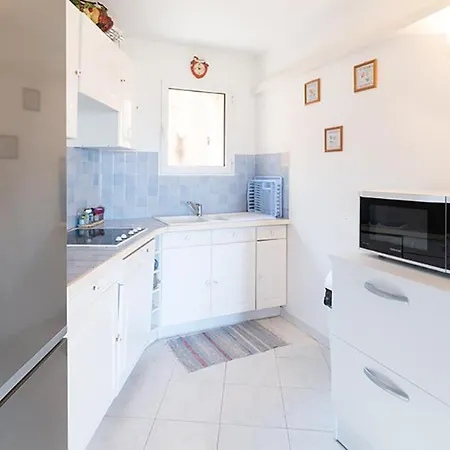 Au Coeur De L'arriere Pays Rez De Chausse De Domaine A Presa * Sartène