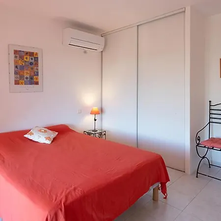 Au Coeur De L'arriere Pays Rez De Chausse De Domaine A Presa Sartène