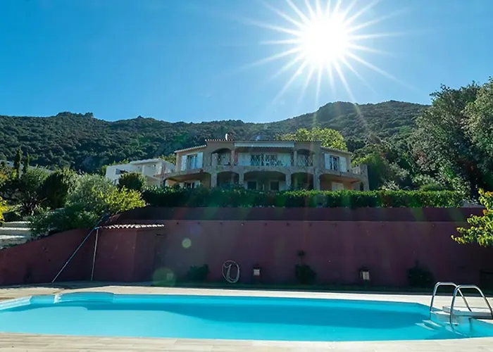 Au Coeur De L'arriere Pays Rez De Chausse De Domaine A Presa * Sartène