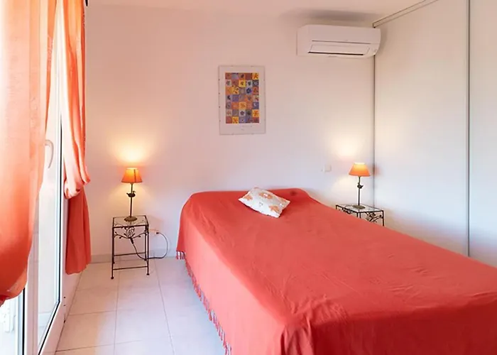 Ferienhaus Au Coeur De L'arriere Pays Rez De Chausse De Domaine A Presa *